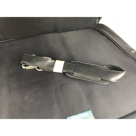 Mad House‎ Unisex Black GM Licensed Product Leather Double Handles Portfolio Bag - Picture 9 of 11